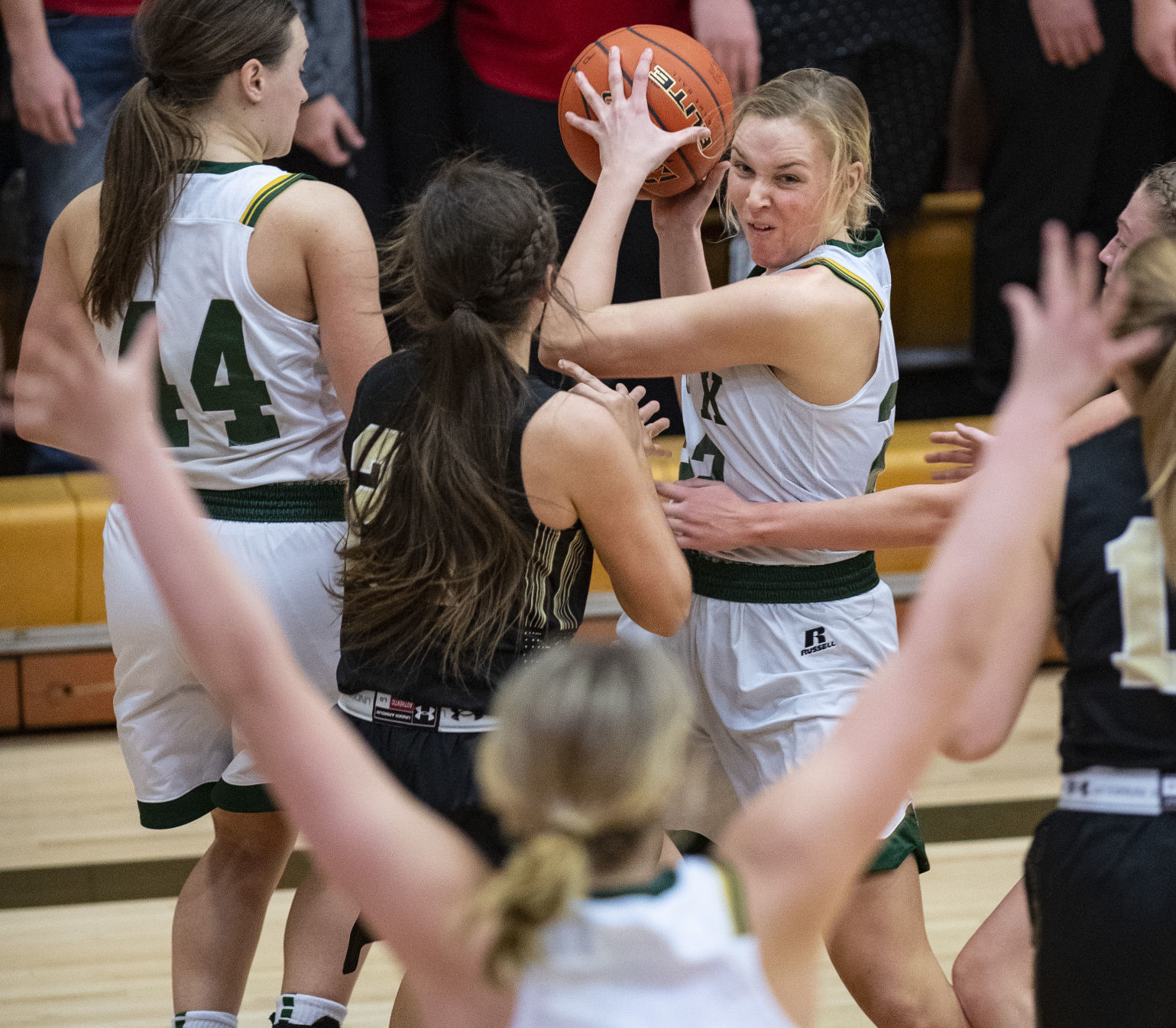 Lincoln Southeast vs. Lincoln Pius X, 12.7